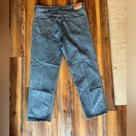 Levi’s 550 relaxed fit 40 x 32 - Picture 7 of 9